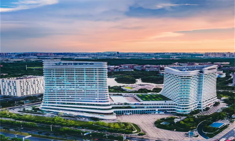 1717137416181682.jpg 光谷金融中心.webp.jpg