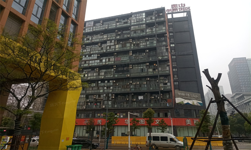 ​  武汉市武昌区奥山创意街区：文化创意产业的新引擎