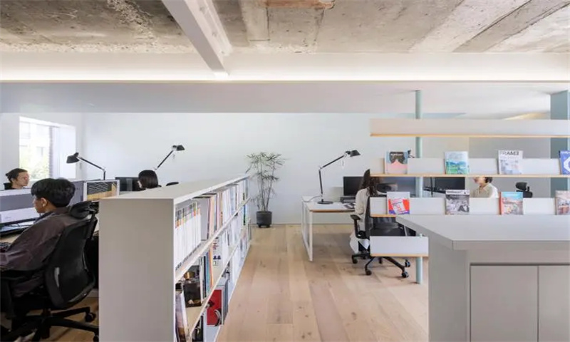 台银大厦：江汉区的商务新地标，引领商务发展新潮流