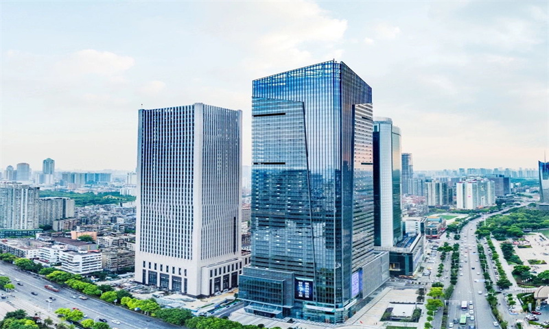 ​  西北湖国企中心：引领江汉区商务新潮流