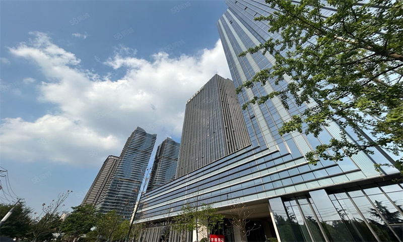 1717656677973730.jpg 匠心城中航广场.jpg