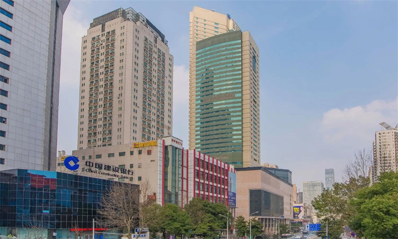 1718436221909848.jpg 中商广场.webp.jpg