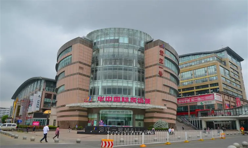 ​沿江一号MALL：引领商业新潮流，打造企业成长高地
